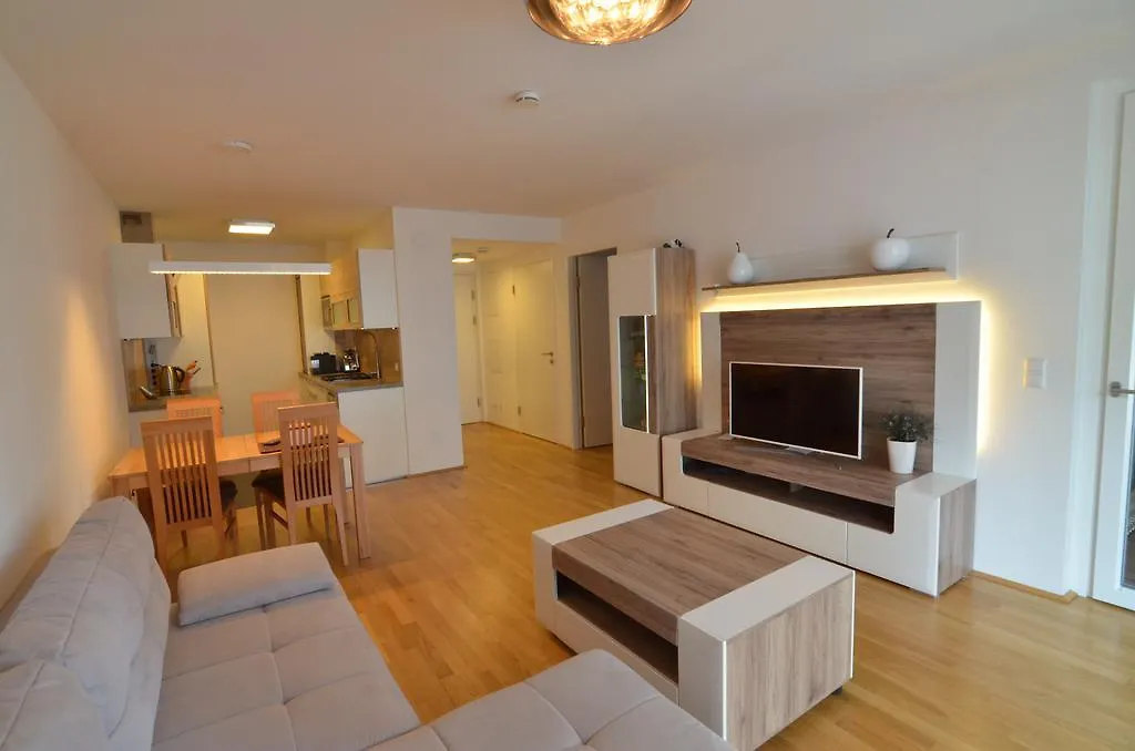 Donau-City Strasse 12 Apartment. location